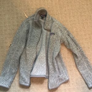 Zip up Patagonia coat